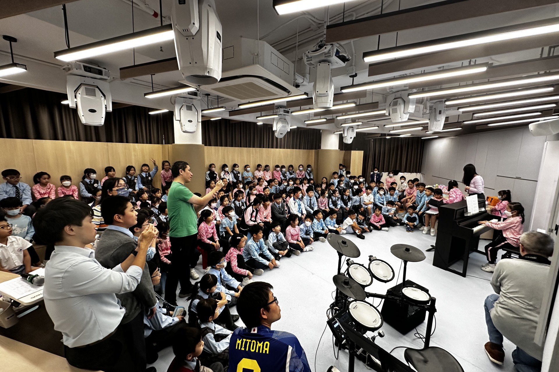 2023.11.29 小舞台成大我